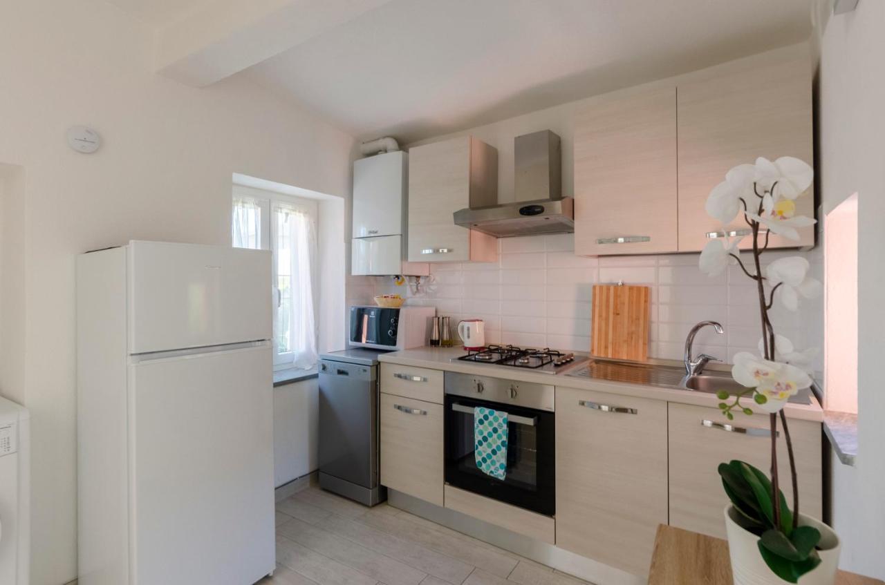 Alla Casa Rosa, Peaceful Apartment Surrounded By Greenery With Free Parking, Wifi & Air Conditioning Rapallo Exteriér fotografie